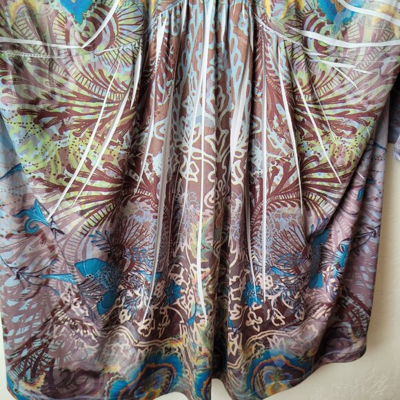 Unity World Wear Bohemian V-neck Tunic - Picture 4 of 9